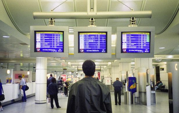 彩神(中国)嵌入式电脑在乘客信息显示系统中的应用