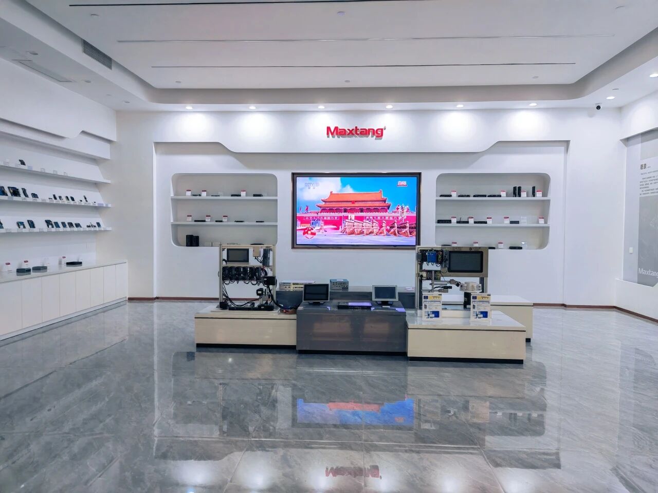 1758002747140851.jpg 7d97d285f326f6185896d697336feb9d.jpg